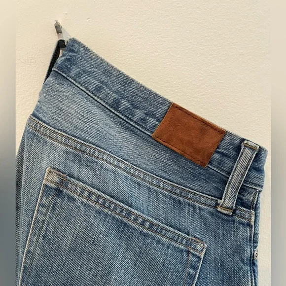 J. Crew 484 Style Jeans (32x30). Excellent condition - Picture 3 of 6